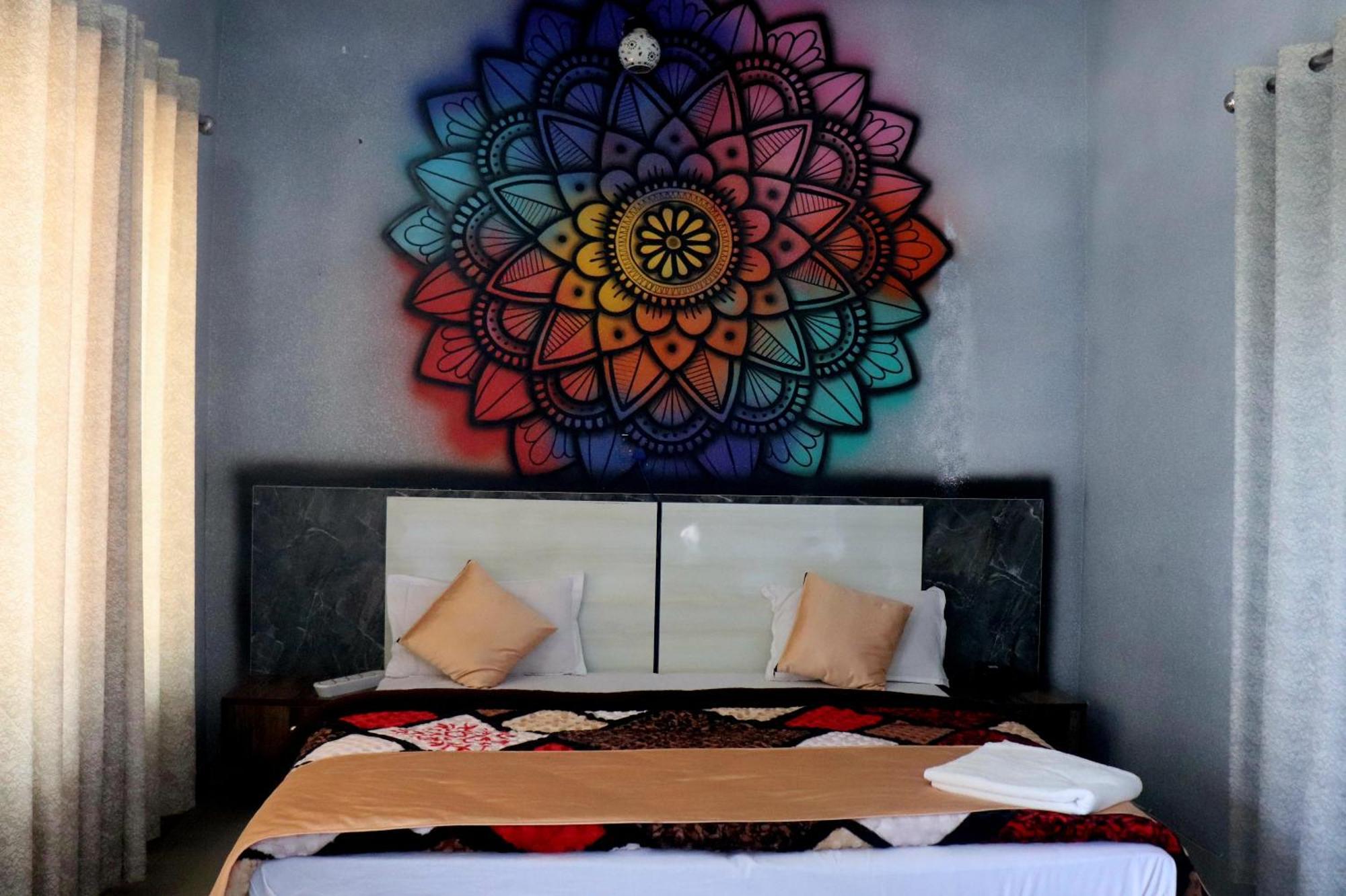 Shiva Valley Resort Kokhliyal Gaon ภายนอก รูปภาพ